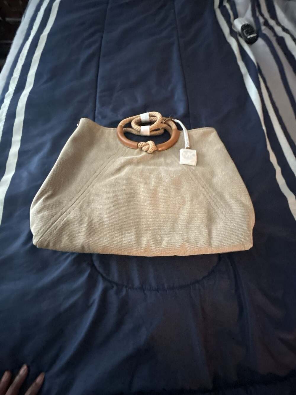 Michael Kors Isla Ring Canvas Large Shoulder Tote Bag in Natural - Picture 1 of 1